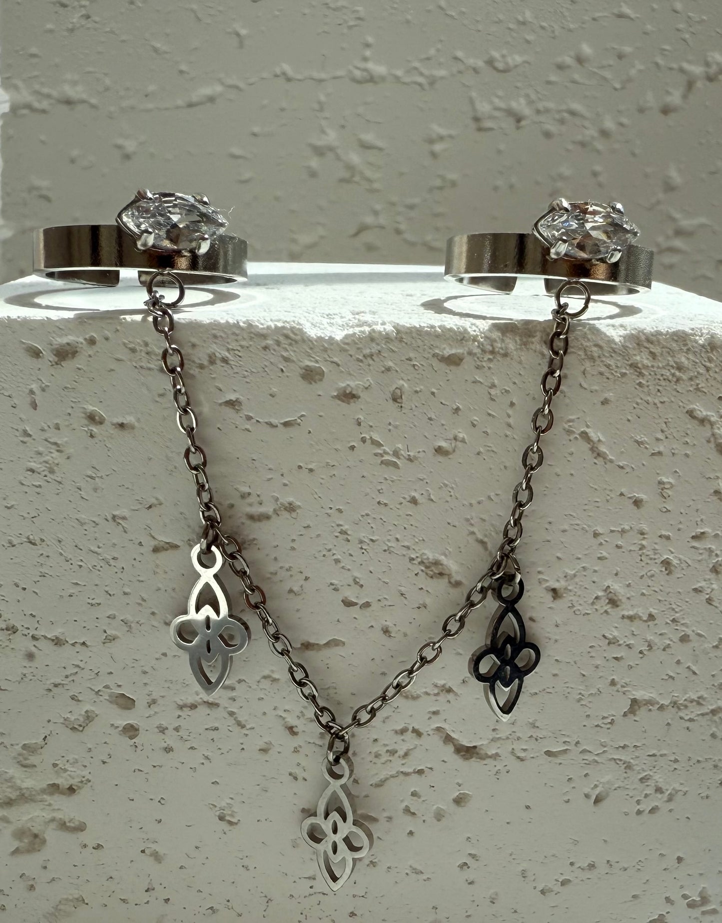 Kairdanette Ring Chain